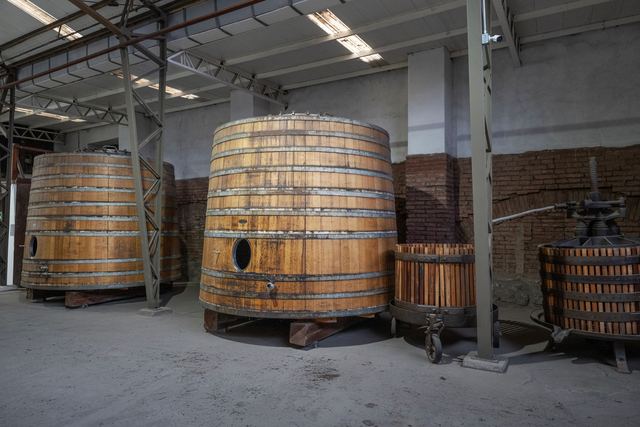 Le vin en vrac, entre économie réelle et contraintes pratiques Le vin en vrac, entre économie réelle et contraintes pratiques
